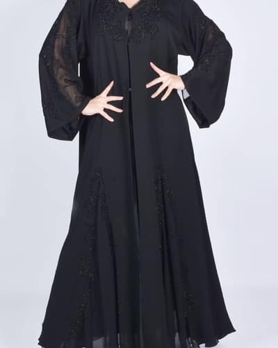 عباية كلوش بتطريز يدوي